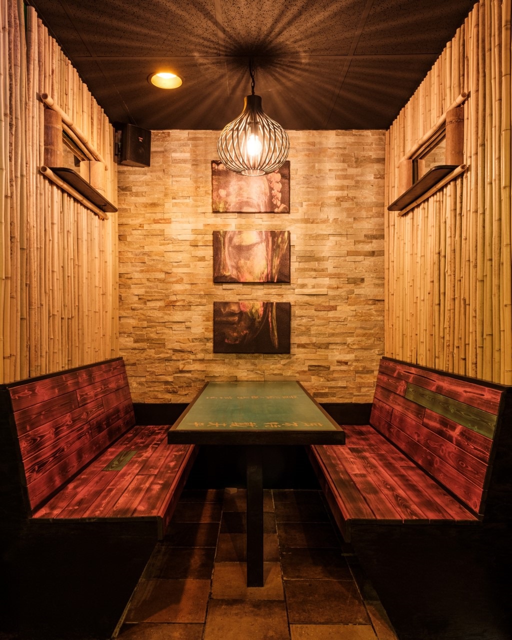 Booth table with bamboo walls